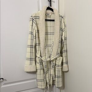 Martha Stewart Cream Plaid Teddy Jacket Robe